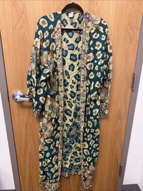 Raj Teal and Beige Abstract Floral and Leopard Print Kimono